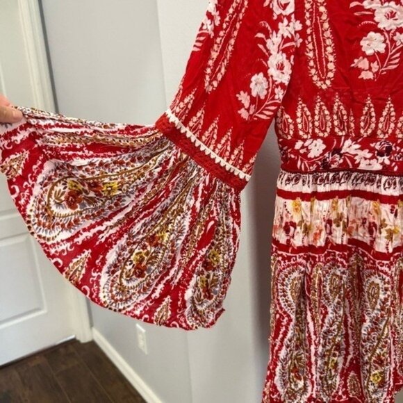 RAGA Luisa Red Boho Print Flare Sleeve Mini Dress Size Small Revolve Beach - Picture 5 of 6